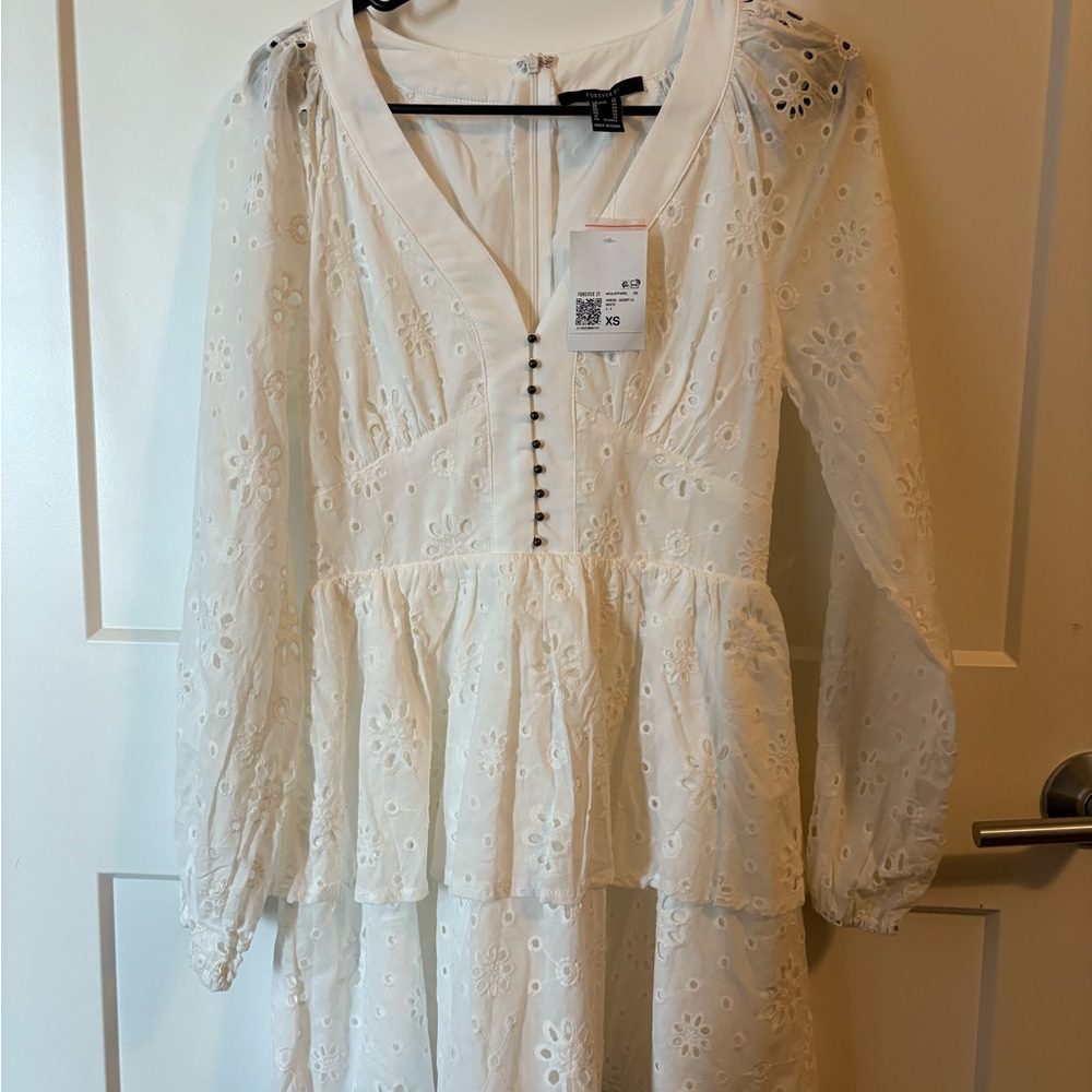Forever 21 White Eyelet Buttoned Dress